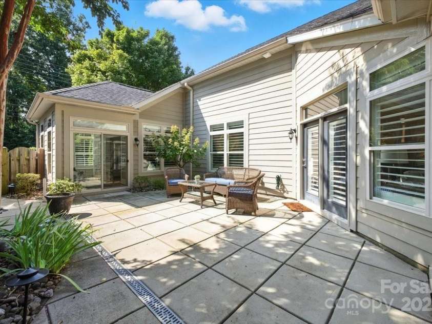 10608 Old Ardrey Kell Road, Charlotte, NC 28277.  MLS# CAR4292618, YatesRealty ID 35162. 