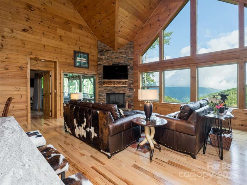 82 Gadohi Trail, Maggie Valley, NC 28751.  MLS# CAR4283632, YatesRealty ID 35163. 