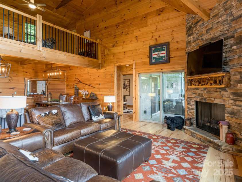 82 Gadohi Trail, Maggie Valley, NC 28751.  MLS# CAR4283632, YatesRealty ID 35163. 