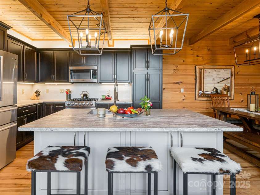 82 Gadohi Trail, Maggie Valley, NC 28751.  MLS# CAR4283632, YatesRealty ID 35163. 