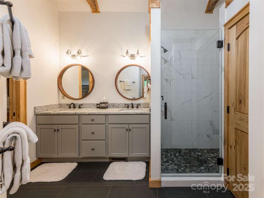 82 Gadohi Trail, Maggie Valley, NC 28751.  MLS# CAR4283632, YatesRealty ID 35163. 