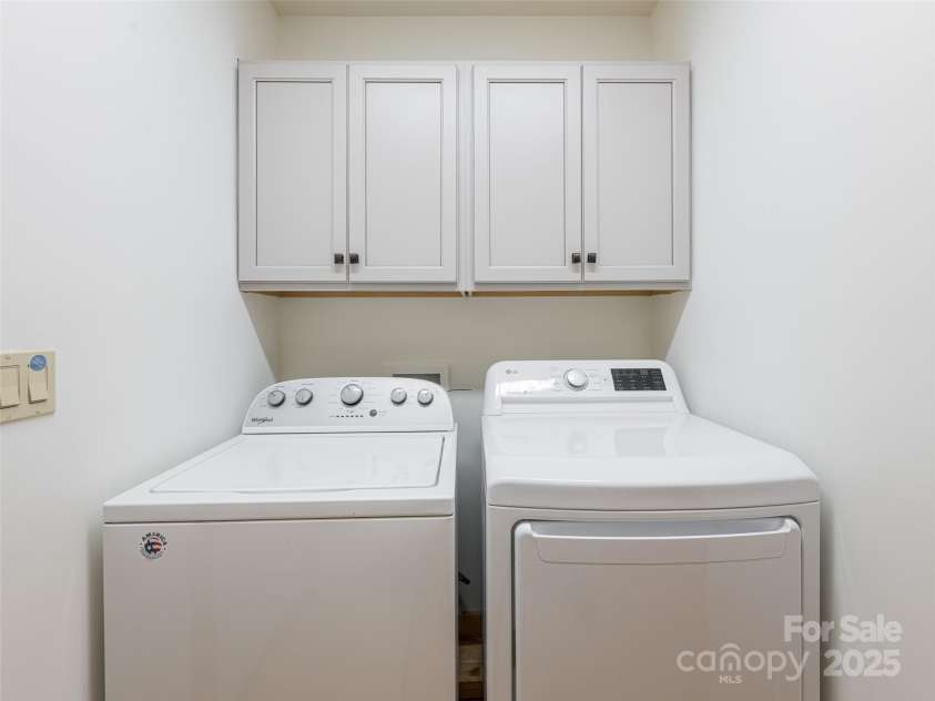 82 Gadohi Trail, Maggie Valley, NC 28751.  MLS# CAR4283632, YatesRealty ID 35163. Main level laundry
