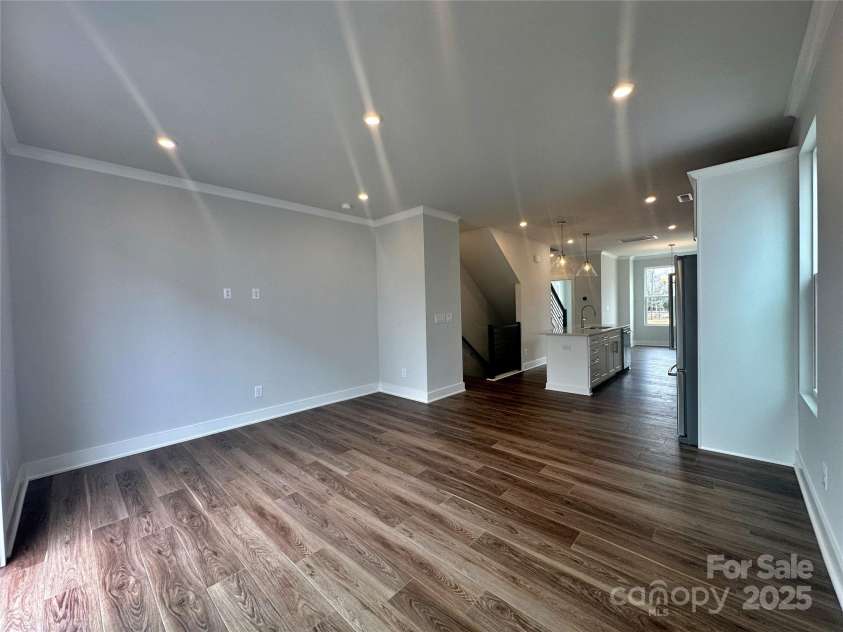 2035 Clarksdale Drive, Charlotte, NC 28206.  MLS# CAR4227622, YatesRealty ID 35165. Living Room