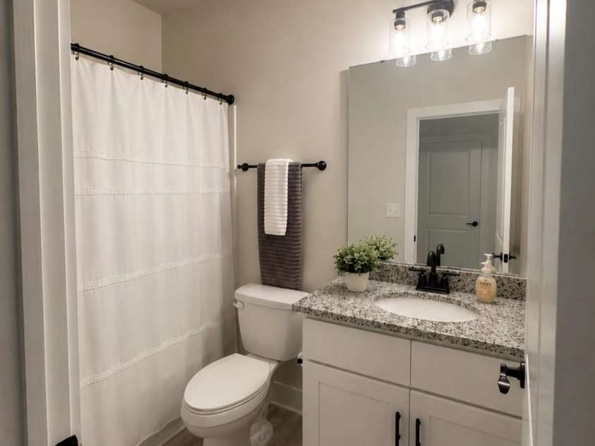 1212 Fall Day Circle, Lenoir, NC 28645.  MLS# CAR4398651, YatesRealty ID 35167. Main Level Full Bathroom