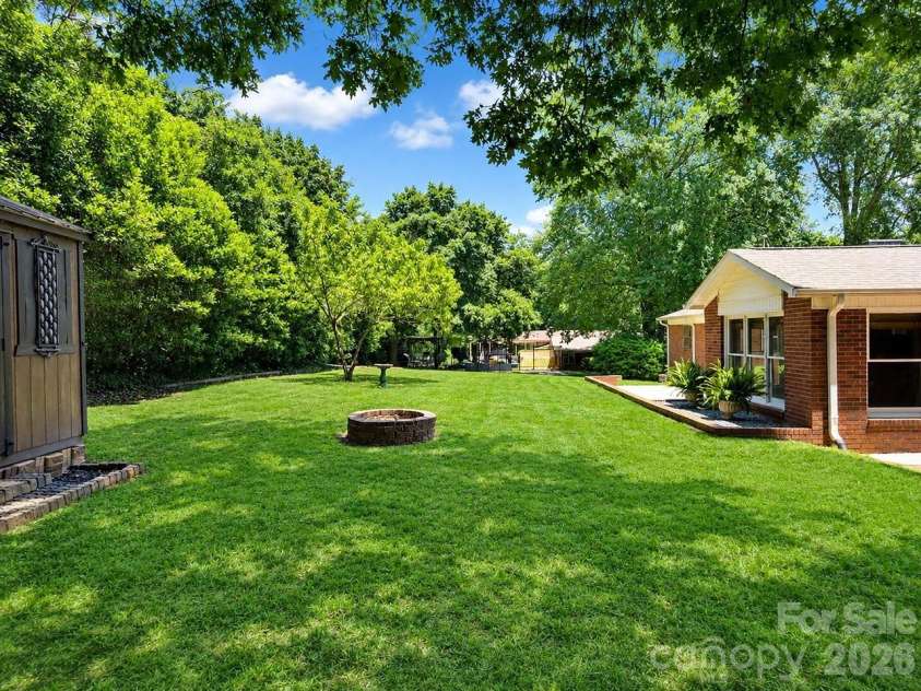 706 Hedrick Drive, Statesville, NC 28677.  MLS# CAR4399406, YatesRealty ID 35168. 