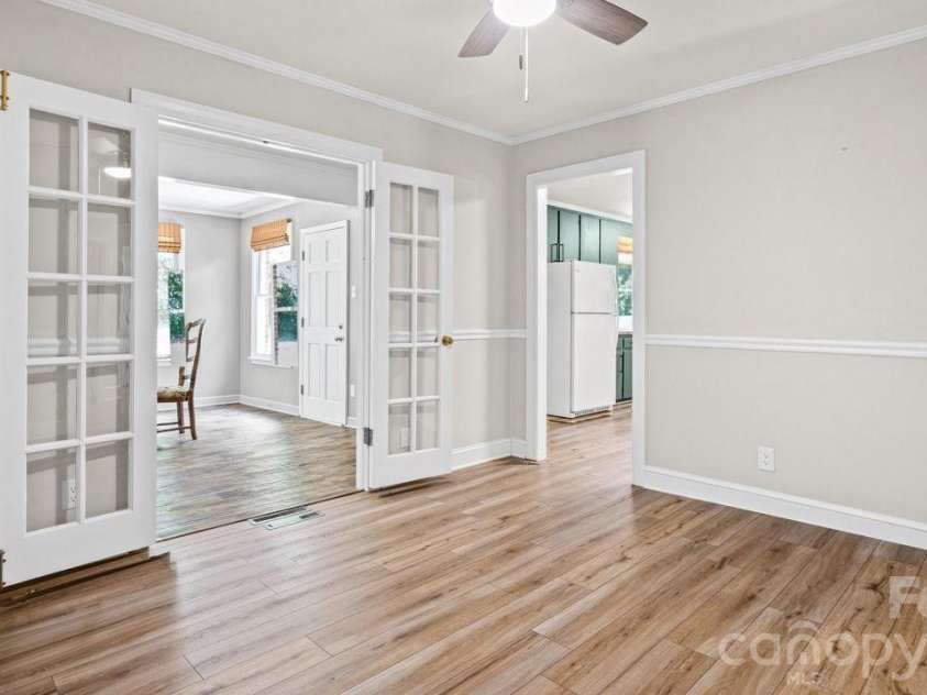 706 Hedrick Drive, Statesville, NC 28677.  MLS# CAR4399406, YatesRealty ID 35168. 
