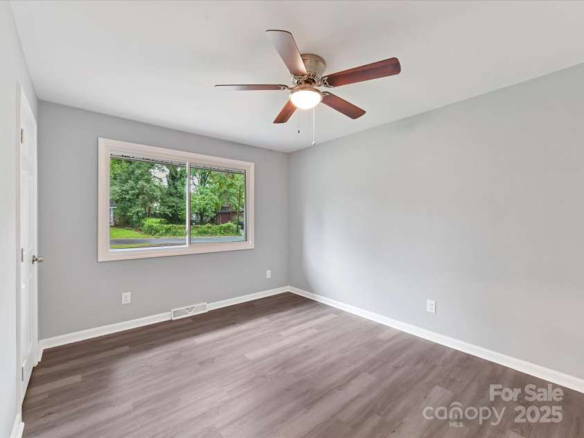 2508 Carrington Court, Charlotte, NC 28208.  MLS# CAR4288824, YatesRealty ID 35169. Bedroom 3