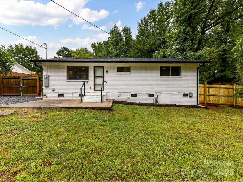 2508 Carrington Court, Charlotte, NC 28208.  MLS# CAR4288824, YatesRealty ID 35169. New modern railing and all new electrical for the entie home