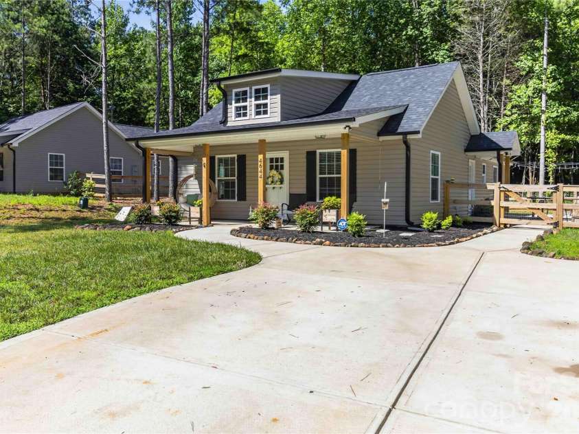 4644 Karwood Drive, Rock Hill, SC 29732.  MLS# CAR4398172, YatesRealty ID 35169. 