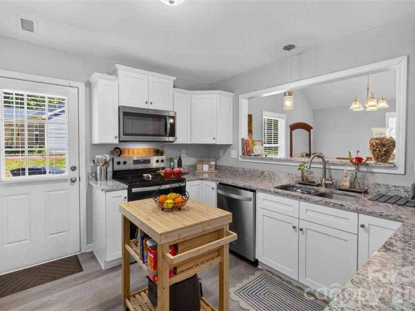 4644 Karwood Drive, Rock Hill, SC 29732.  MLS# CAR4398172, YatesRealty ID 35169. 