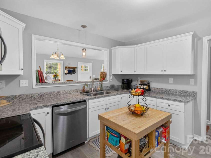 4644 Karwood Drive, Rock Hill, SC 29732.  MLS# CAR4398172, YatesRealty ID 35169. 