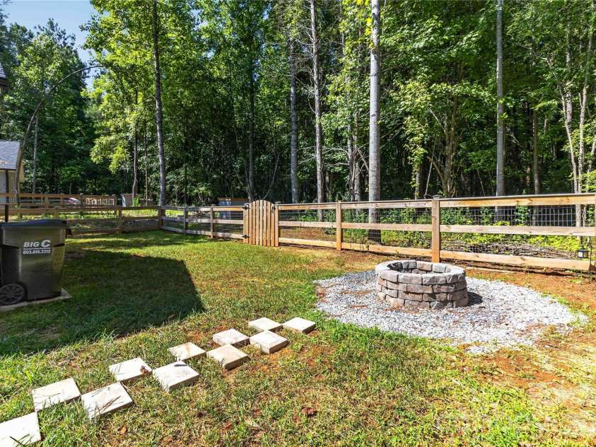 4644 Karwood Drive, Rock Hill, SC 29732.  MLS# CAR4398172, YatesRealty ID 35169. 