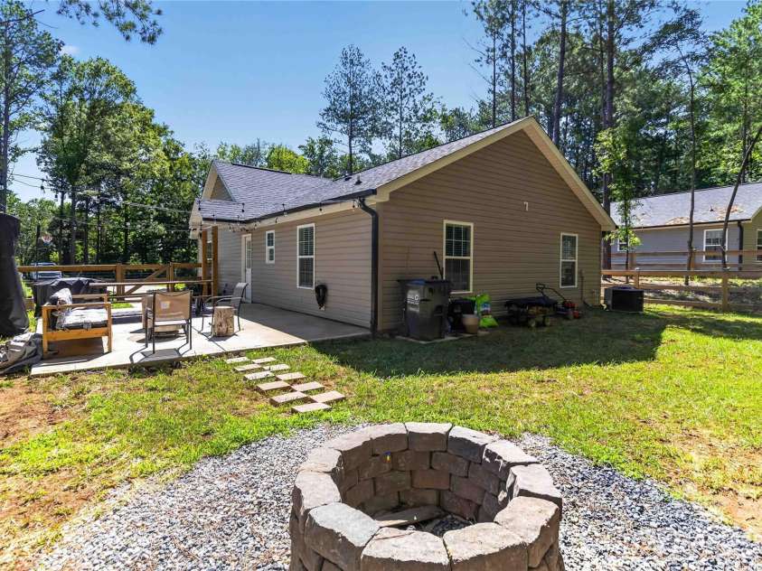 4644 Karwood Drive, Rock Hill, SC 29732.  MLS# CAR4398172, YatesRealty ID 35169. 
