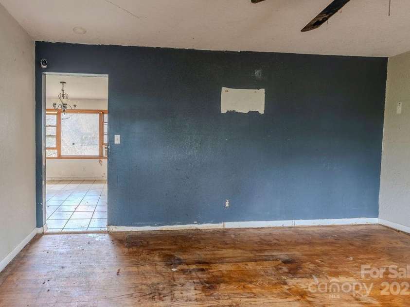 170 Clifton Avenue, Bryson City, NC 28713.  MLS# CAR4332126, YatesRealty ID 3517. 