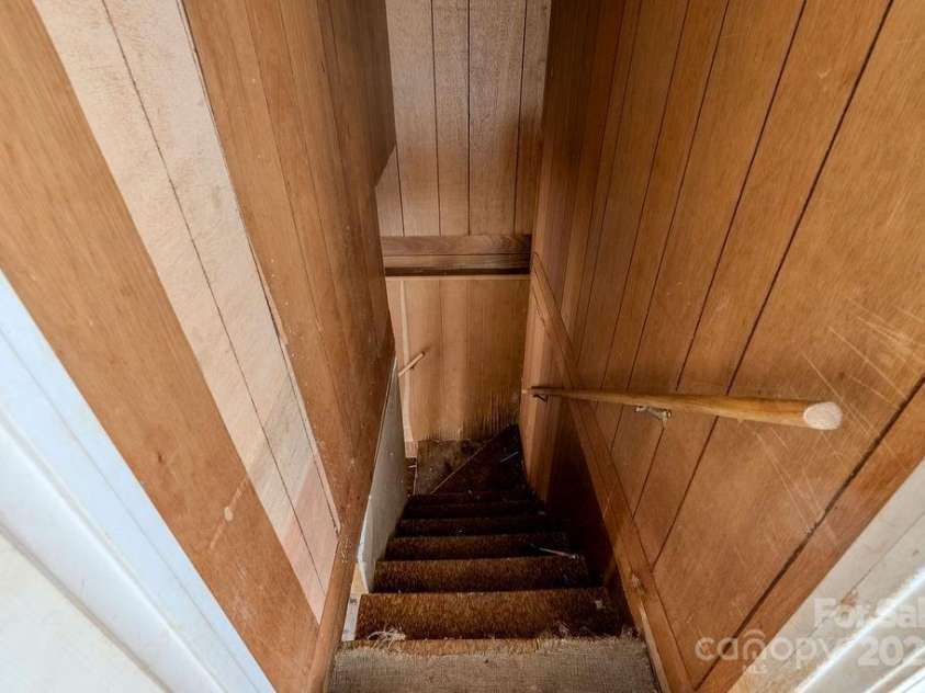 170 Clifton Avenue, Bryson City, NC 28713.  MLS# CAR4332126, YatesRealty ID 3517. 