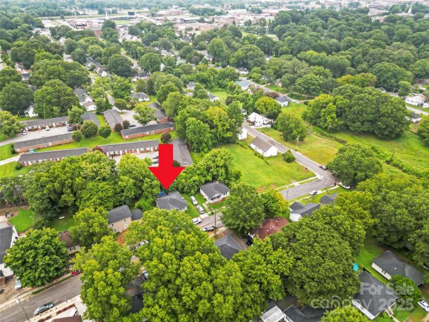 907 5th Avenue, Gastonia, NC 28052.  MLS# CAR4334256, YatesRealty ID 3517. 