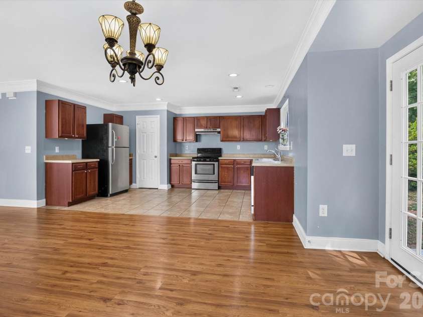 442 Tribune Drive, Charlotte, NC 28214.  MLS# CAR4399669, YatesRealty ID 35170. 