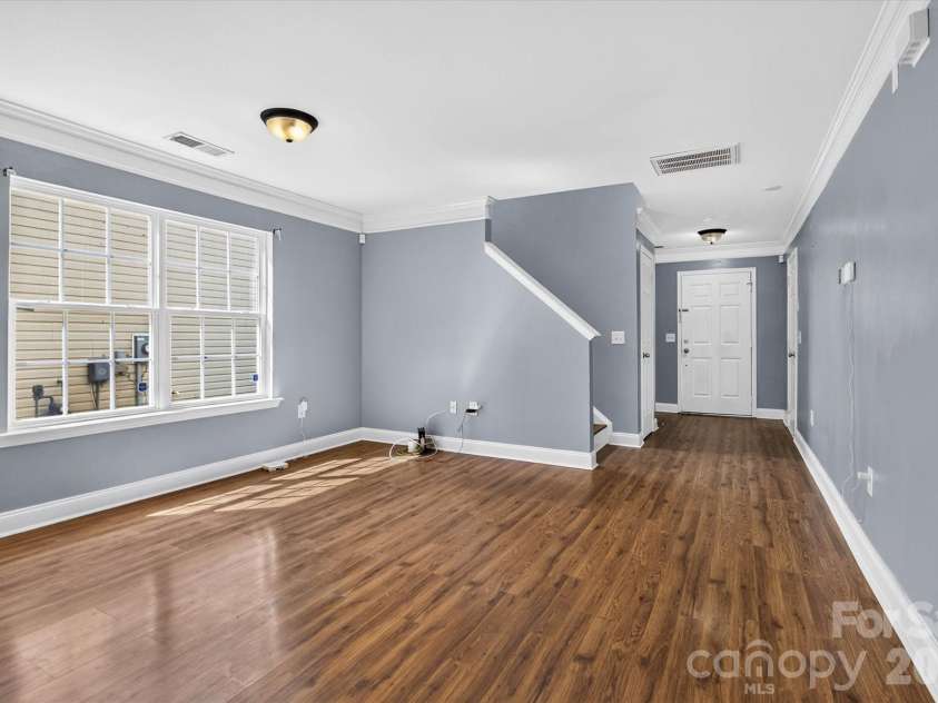 442 Tribune Drive, Charlotte, NC 28214.  MLS# CAR4399669, YatesRealty ID 35170. 