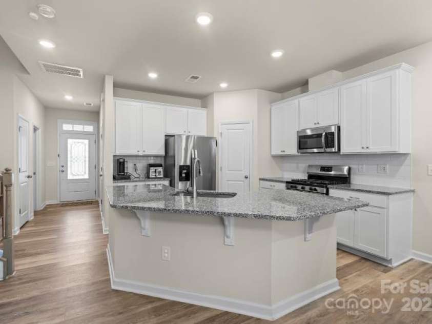 711 Still Oak Trail, Fort Mill, SC 29708.  MLS# CAR4291084, YatesRealty ID 35170. 