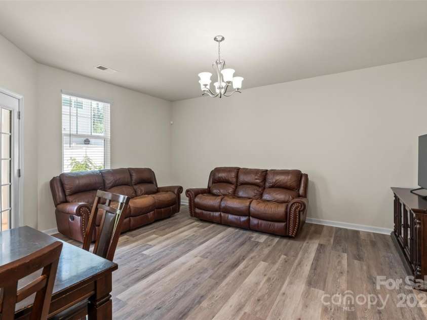 711 Still Oak Trail, Fort Mill, SC 29708.  MLS# CAR4291084, YatesRealty ID 35170. 