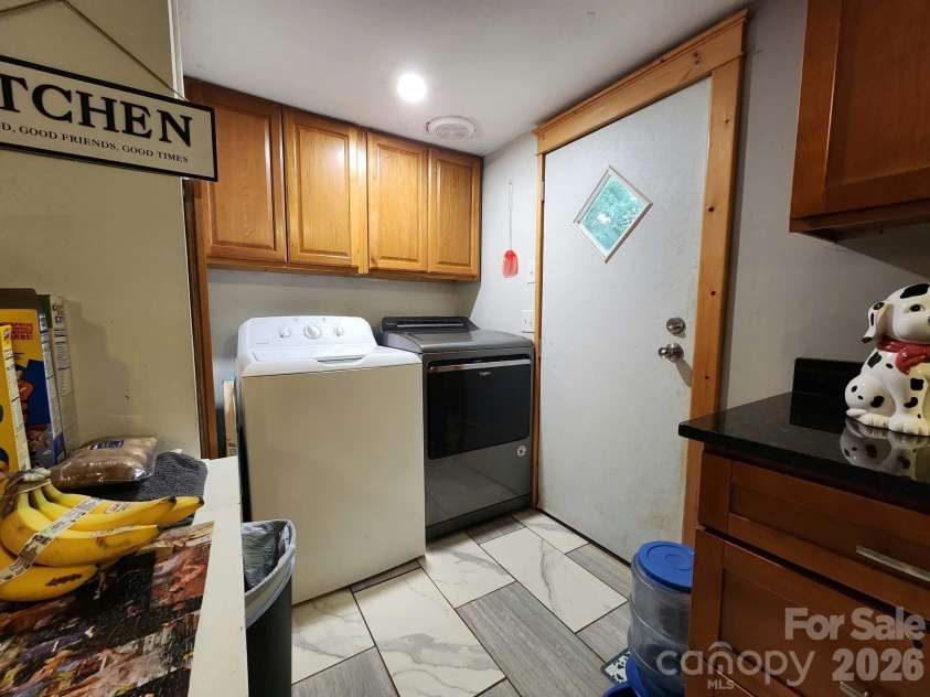 345 Hyatt Street, Waynesville, NC 28786.  MLS# CAR4399668, YatesRealty ID 35171. 