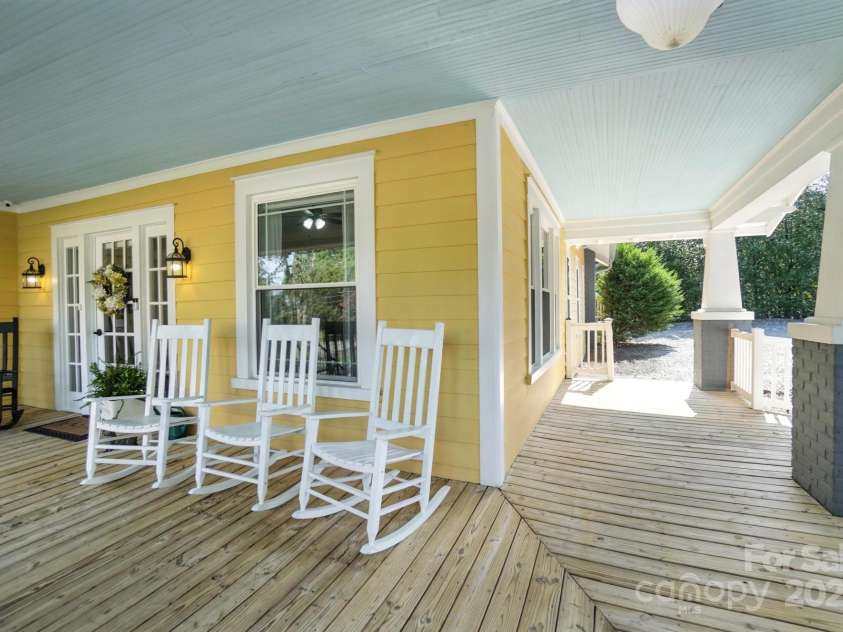 502 Elm Street, Marshville, NC 28103.  MLS# CAR4285320, YatesRealty ID 35172. 