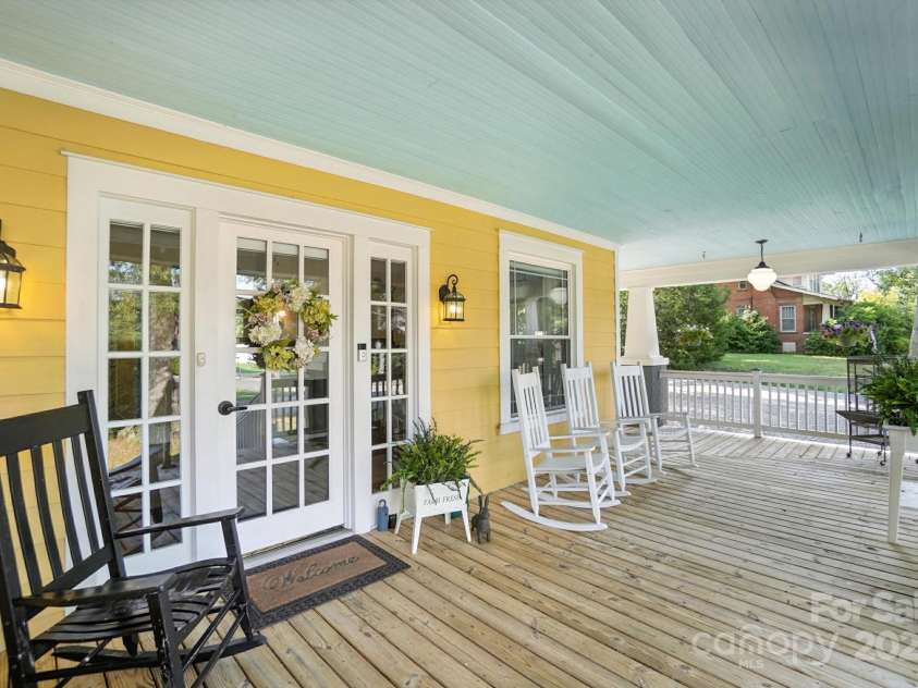 502 Elm Street, Marshville, NC 28103.  MLS# CAR4285320, YatesRealty ID 35172. 