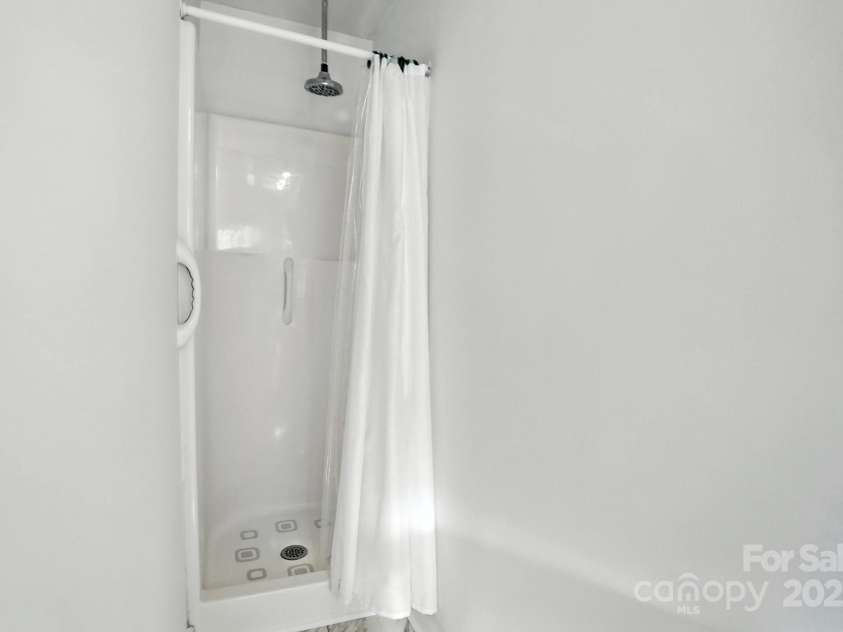 502 Elm Street, Marshville, NC 28103.  MLS# CAR4285320, YatesRealty ID 35172. Full bath