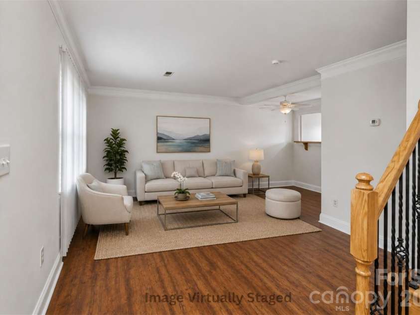 8904 Hunter Ridge Drive, Charlotte, NC 28226.  MLS# CAR4400418, YatesRealty ID 35172. 