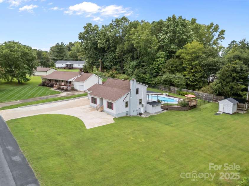 535 Brook Circle, Salisbury, NC 28147.  MLS# CAR4291683, YatesRealty ID 35173. 