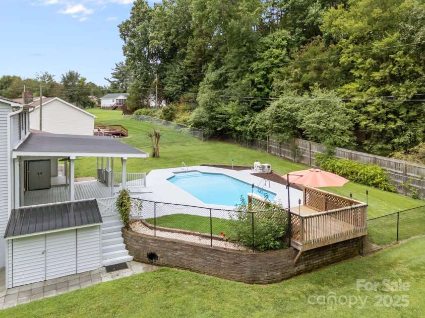 535 Brook Circle, Salisbury, NC 28147.  MLS# CAR4291683, YatesRealty ID 35173. 