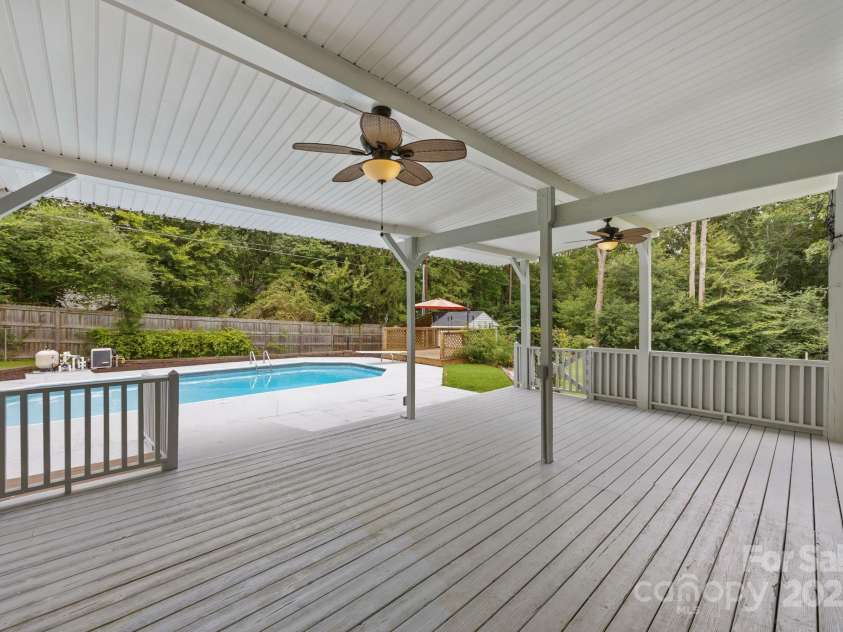 535 Brook Circle, Salisbury, NC 28147.  MLS# CAR4291683, YatesRealty ID 35173. 