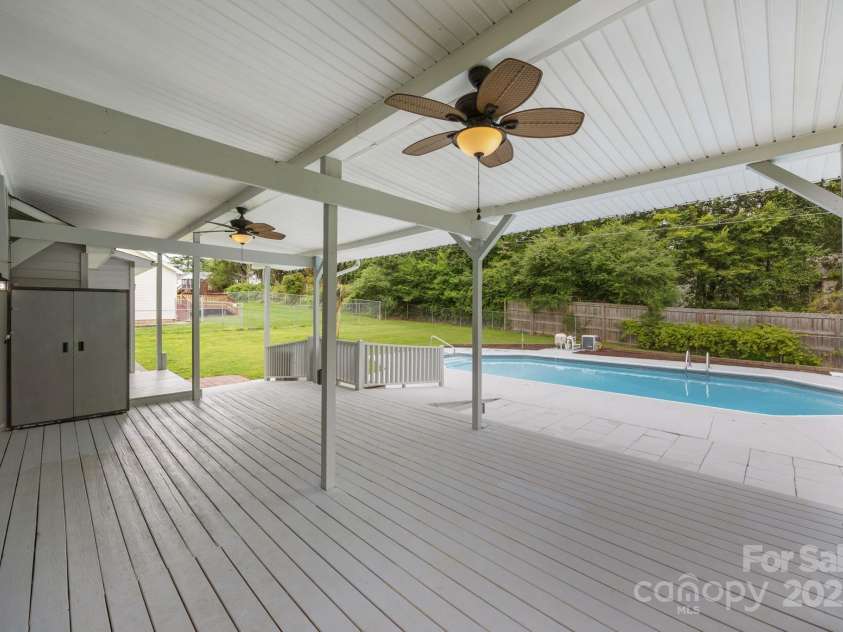 535 Brook Circle, Salisbury, NC 28147.  MLS# CAR4291683, YatesRealty ID 35173. 