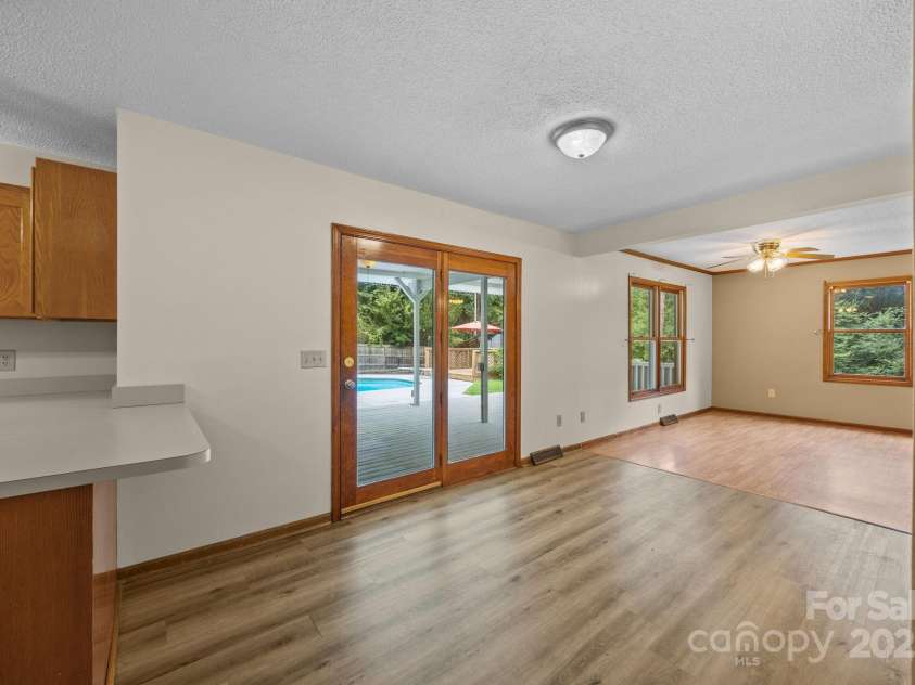 535 Brook Circle, Salisbury, NC 28147.  MLS# CAR4291683, YatesRealty ID 35173. 