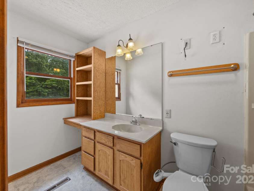 535 Brook Circle, Salisbury, NC 28147.  MLS# CAR4291683, YatesRealty ID 35173. 