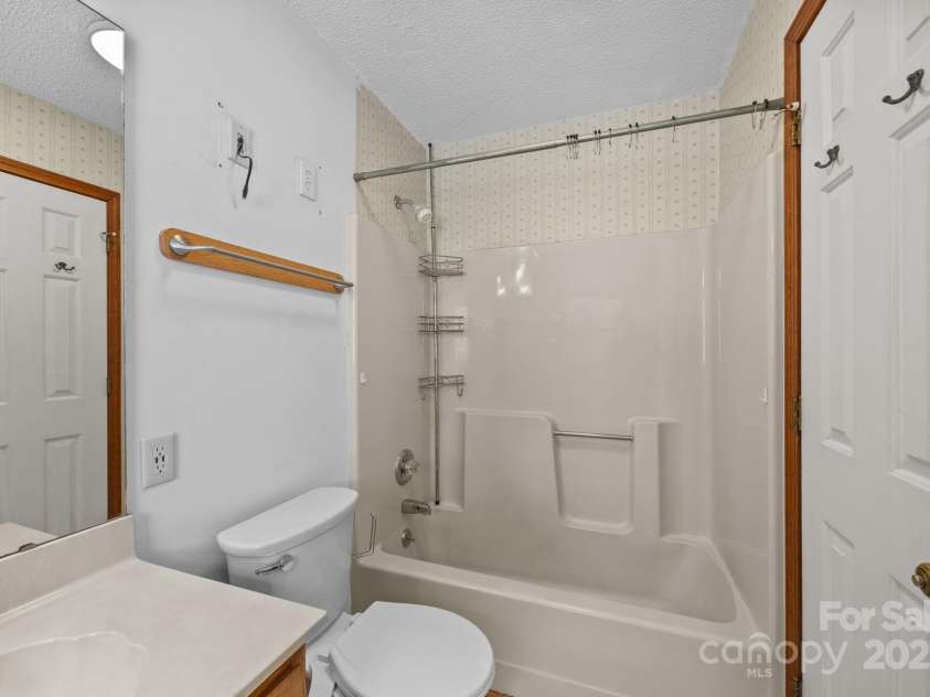 535 Brook Circle, Salisbury, NC 28147.  MLS# CAR4291683, YatesRealty ID 35173. 