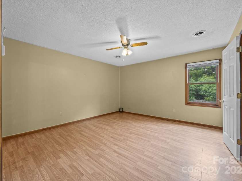 535 Brook Circle, Salisbury, NC 28147.  MLS# CAR4291683, YatesRealty ID 35173. 