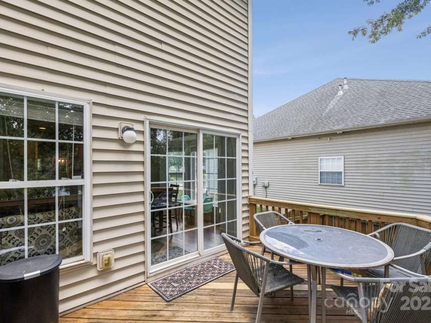 326 Chorus Road, Fort Mill, SC 29715.  MLS# CAR4280582, YatesRealty ID 35174. 