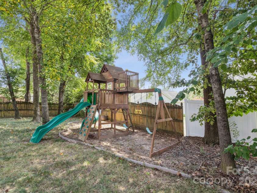 326 Chorus Road, Fort Mill, SC 29715.  MLS# CAR4280582, YatesRealty ID 35174. 