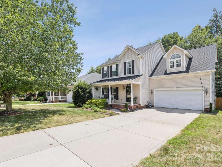 326 Chorus Road, Fort Mill, SC 29715.  MLS# CAR4280582, YatesRealty ID 35174. 