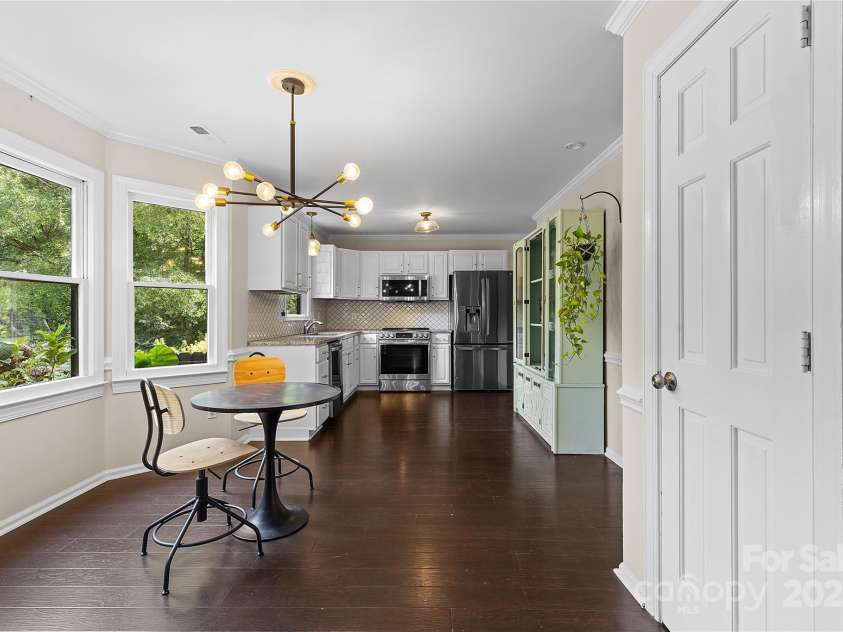 2359 Fernridge Lane, Matthews, NC 28105.  MLS# CAR4296338, YatesRealty ID 35175. 