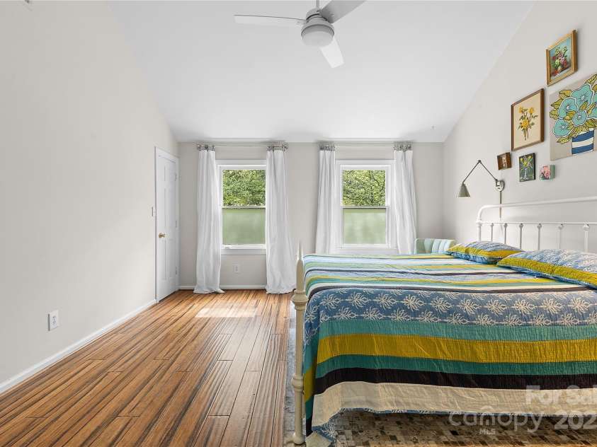 2359 Fernridge Lane, Matthews, NC 28105.  MLS# CAR4296338, YatesRealty ID 35175. Primary bedroom