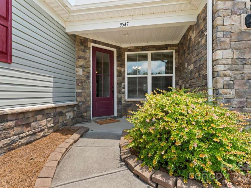 9547 Horsebit Lane, Concord, NC 28027.  MLS# CAR4273289, YatesRealty ID 35176. 