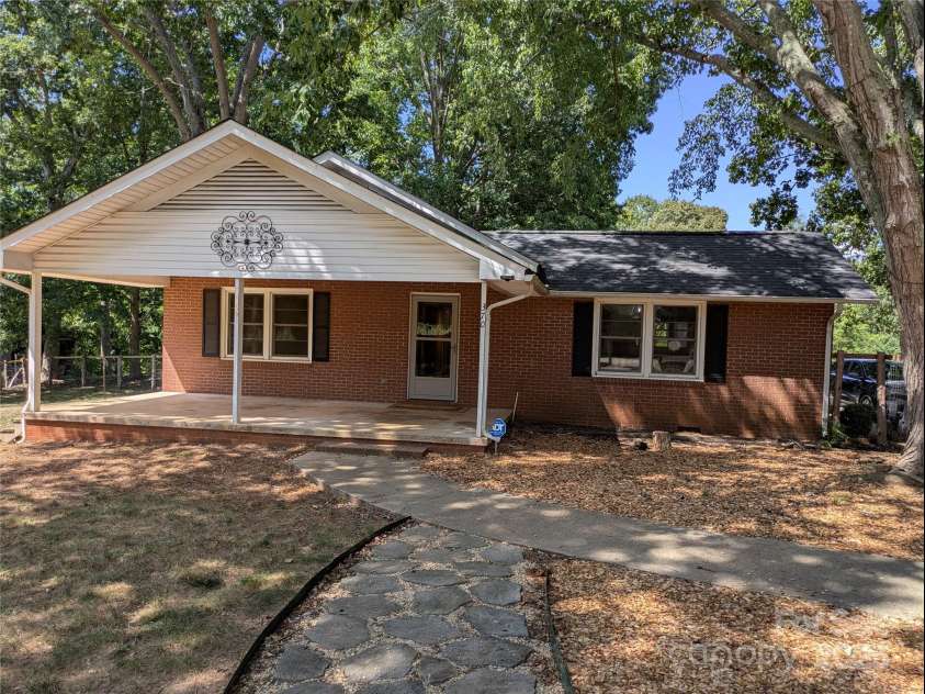 370 Ford Road, Salisbury, NC 28147.  MLS# CAR4285993, YatesRealty ID 35177. 