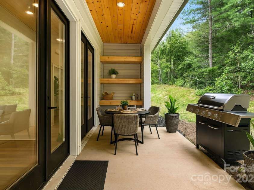 303 Wittenburg Springs Drive, Taylorsville, NC 28681.  MLS# CAR4284658, YatesRealty ID 35178. 