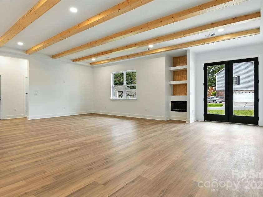 303 Wittenburg Springs Drive, Taylorsville, NC 28681.  MLS# CAR4284658, YatesRealty ID 35178. Open floor