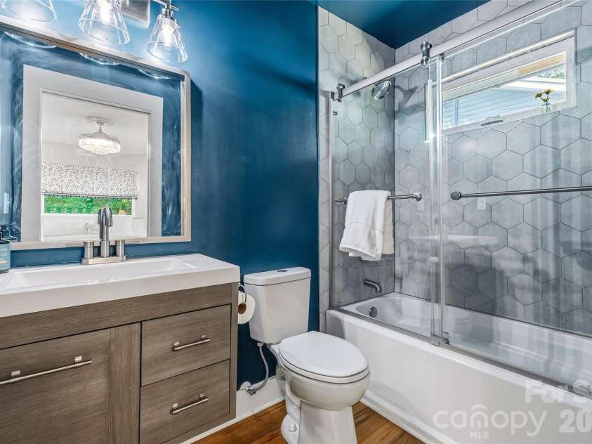 9 Bramlett Court, Asheville, NC 28806.  MLS# CAR4395121, YatesRealty ID 35178. 