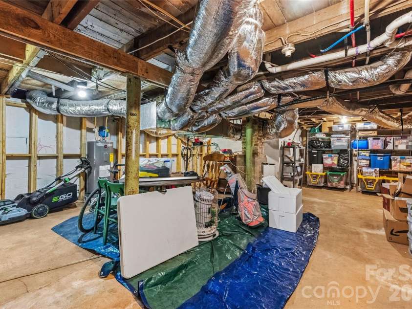 9 Bramlett Court, Asheville, NC 28806.  MLS# CAR4395121, YatesRealty ID 35178. 
