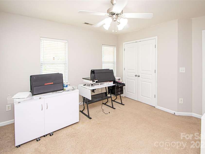 1304 Hammond Drive, Matthews, NC 28104.  MLS# CAR4289599, YatesRealty ID 35179. 