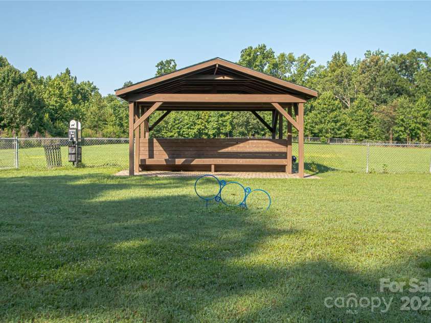1304 Hammond Drive, Matthews, NC 28104.  MLS# CAR4289599, YatesRealty ID 35179. Dog Park
